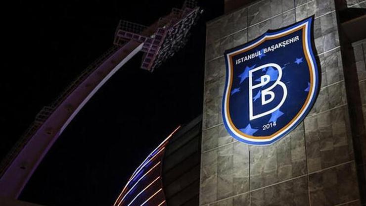 Başakşehirden Galatasaraya retweetli tepki