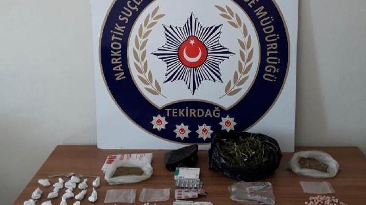 Sokak satıcıları suçüstü yakalandı