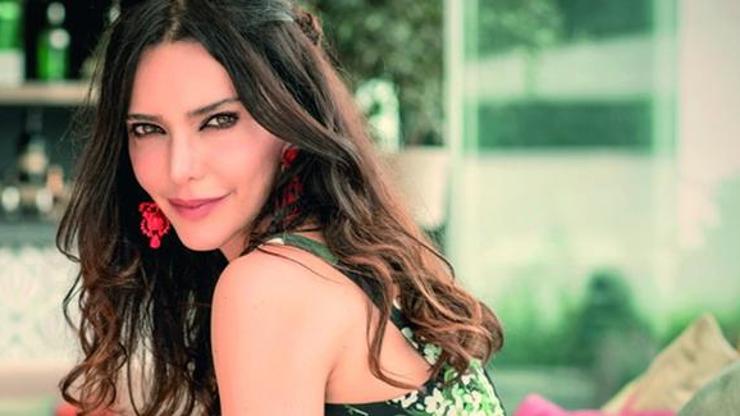Hande Ataizi güzelliğinin sırrını açıkladı