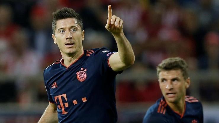 Lewandowski tarihe geçti