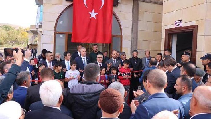 Çamardı Merkez Ulu Camii ibadete açıldı