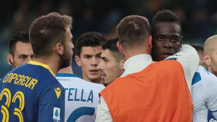 İtalyada ırkçılığın son kurbanı Balotelli