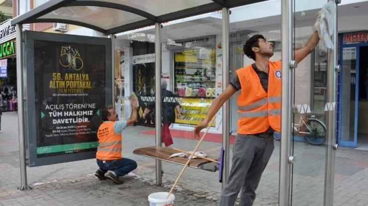 Büyükşehir ekiplerinden temizlik çalışması