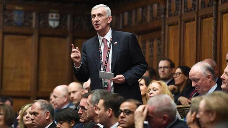 Avam Kamarası’nın yeni başkanı Lindsay Hoyle oldu