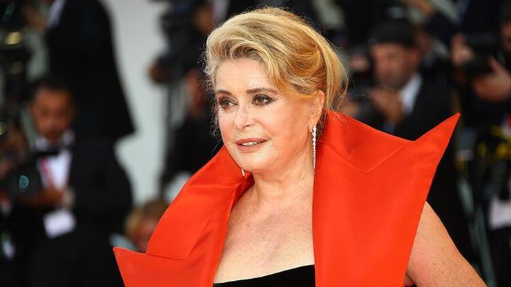 Son dakika... Ünlü oyuncu Catherine Deneuve hastaneye kaldırıldı
