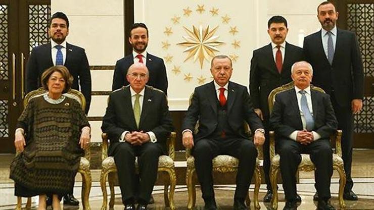 Abdülhamitin torunu Külliyede