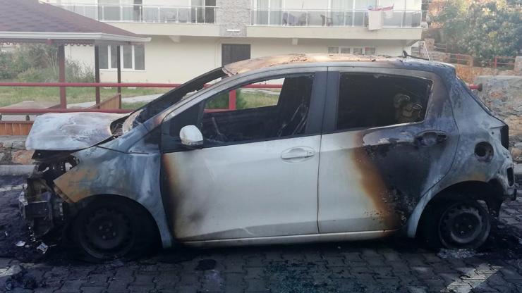 Hedef saptırmak için araç kundaklamışlar