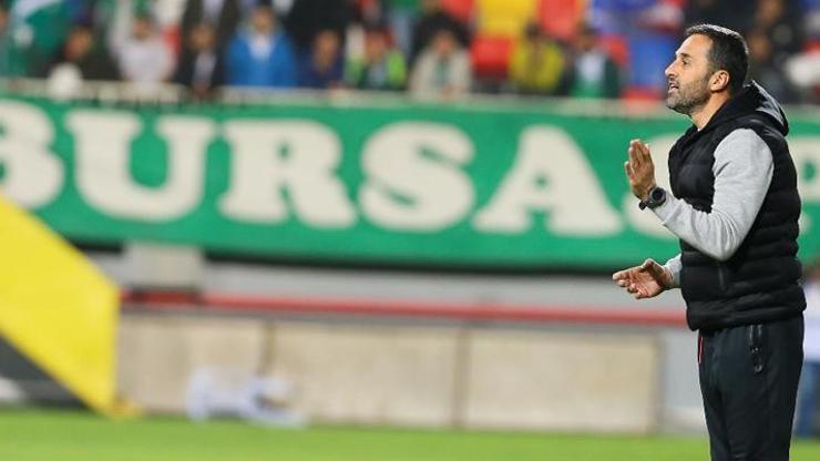 Bursasporda Yalçın Koşukavakla yollar ayrıldı