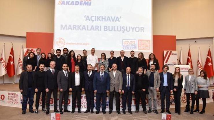 Açıkhava reklamcılığı masaya yatırıldı