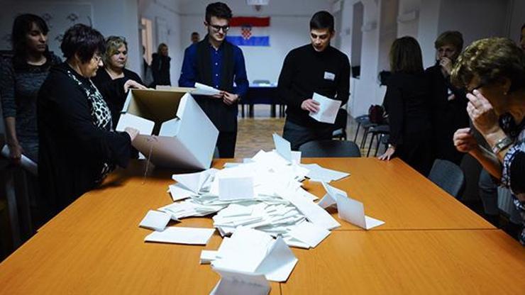 Hırvatistanda oy kullanma işlemi sona erdi