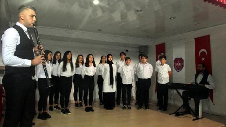 Mehmet Akif Ersoy Demrede anıldı