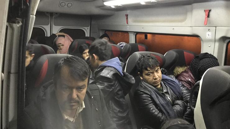 Çanakkalede 100 kaçak göçmen yakalandı