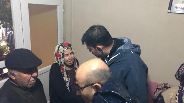 Adanada sağanak yeniden başladı; 1 ilçede okullar tatil edildi