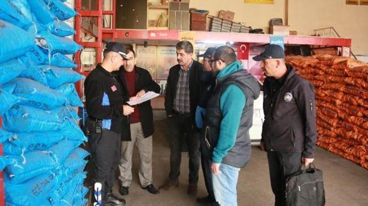 Toroslar’da katı yakıt satan işletmeler denetlendi