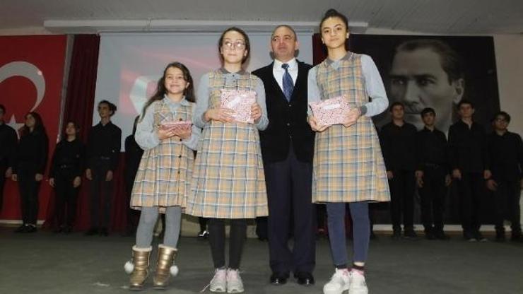 Mehmet Akif Ersoy Burhaniyede anıldı
