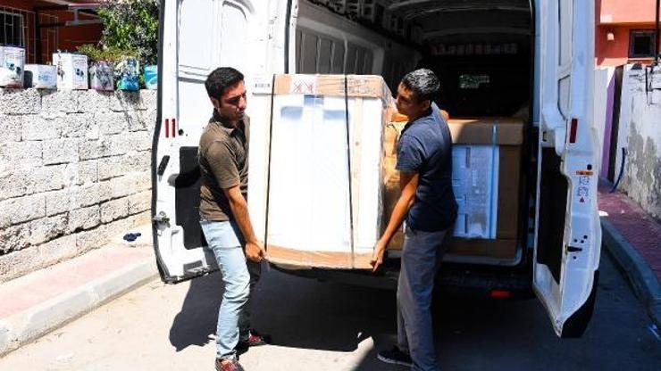 Yangın mağduru 40 aileye eşya yardımı