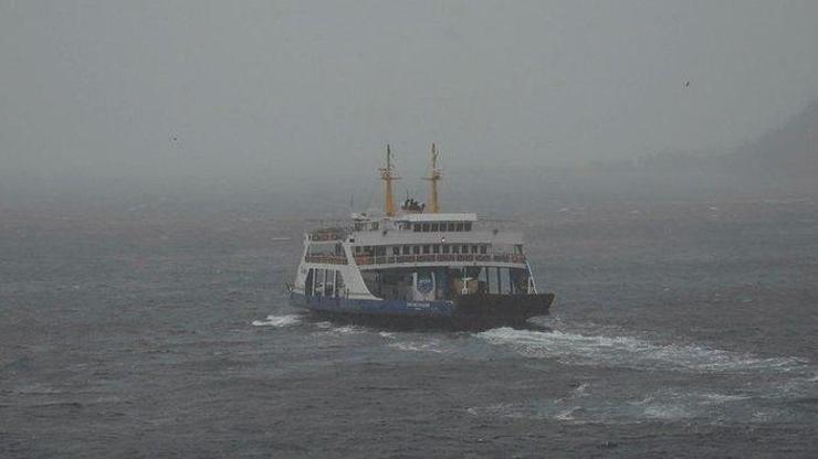 Çanakkale Boğazı transit gemi geçişlerine kapatıldı