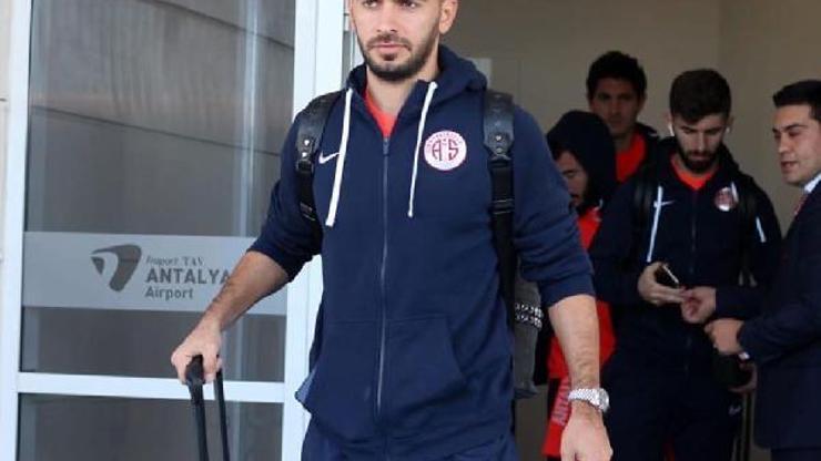 Antalyasporda Salih ile Eren asker