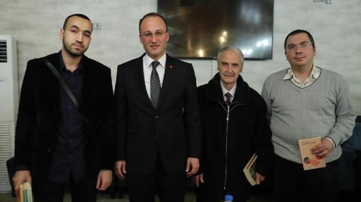 Pamukkale Belediyesinden kitap kurtlarına ödül