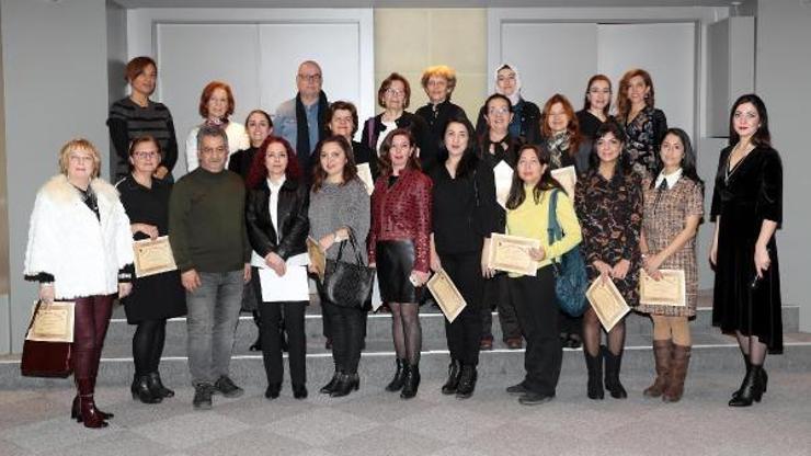 41 sanatçılı minyatür sergisi