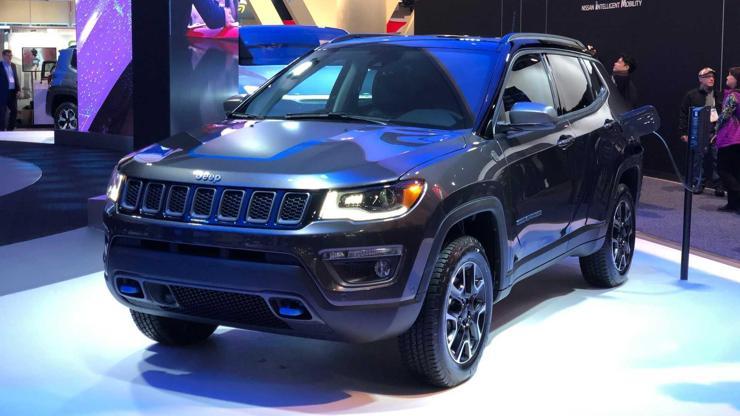 Hem Jeep hem elektrikli