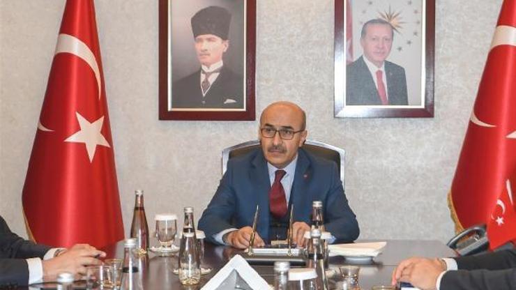 Vali Demirtaş, kaymakamlarla bir araya geldi