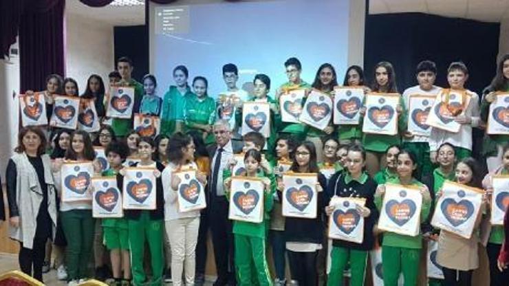 Öğrencilerden organ bağışı farkındalık sergisi