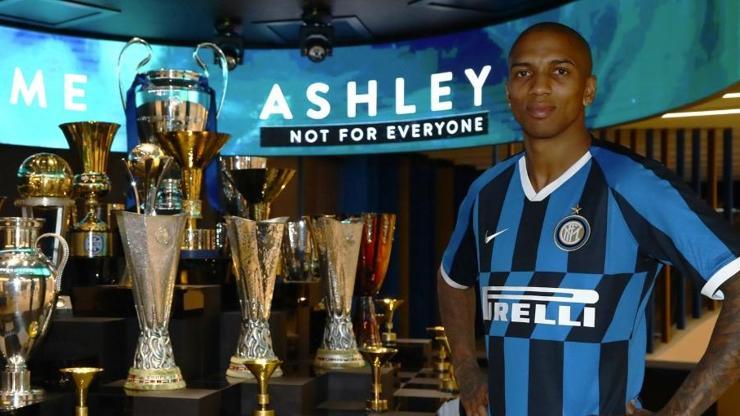 Inter Ashley Youngı açıkladı