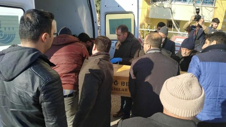 Üvey ağabeyini tüfekle öldürdü