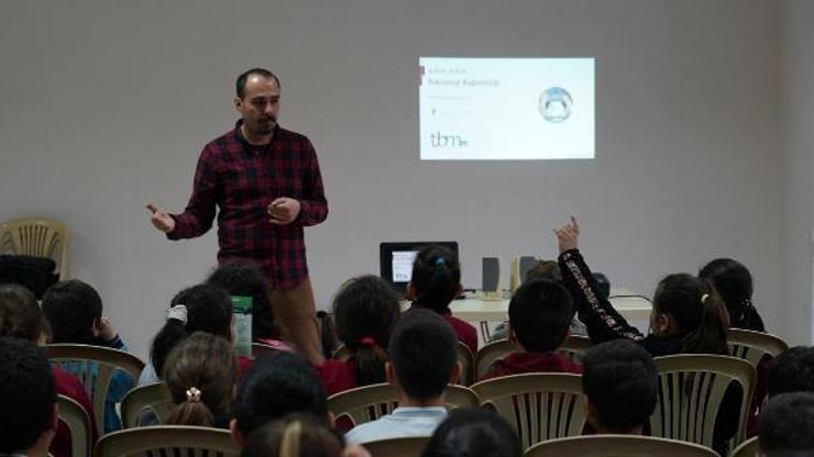 Denizli Büyükşehirden teknoloji bağımlılığı semineri