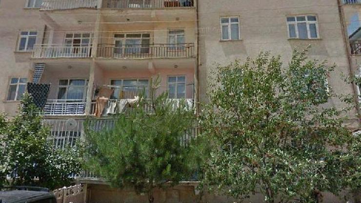 Elazığ Sürsürüde Dilek apartmanının çökmeden önceki fotoğrafları