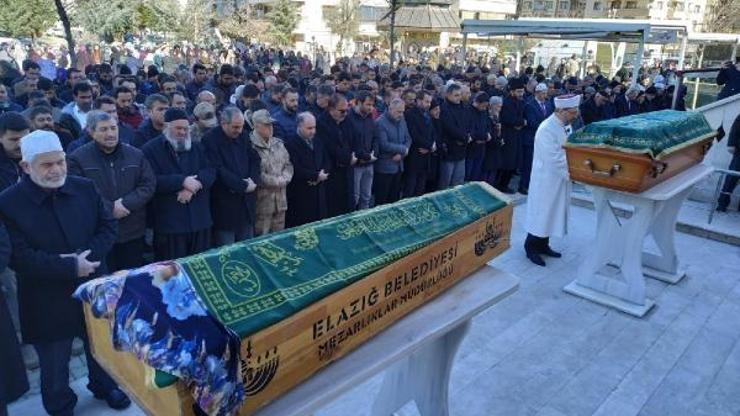 Elazığda depremde ölen anne ve oğlu toprağa verildi