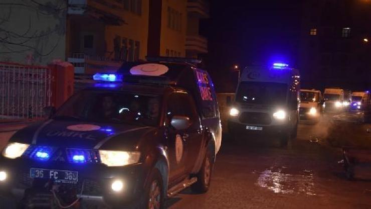 Kars UMKE ve 112 ekipleri deprem bölgesinden döndü