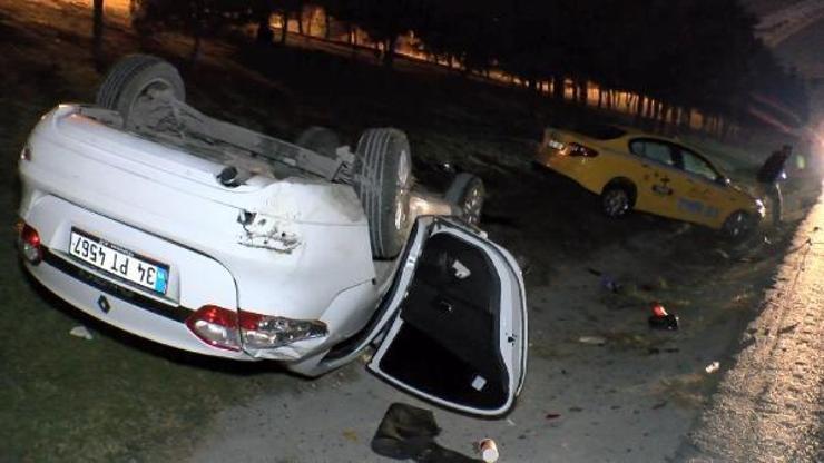 Esenyurtta otomobil takla attı: 2 yaralı