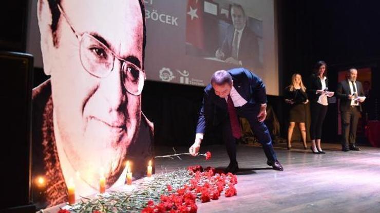 Başkan Böceke Yılın Siyaset Ödülü