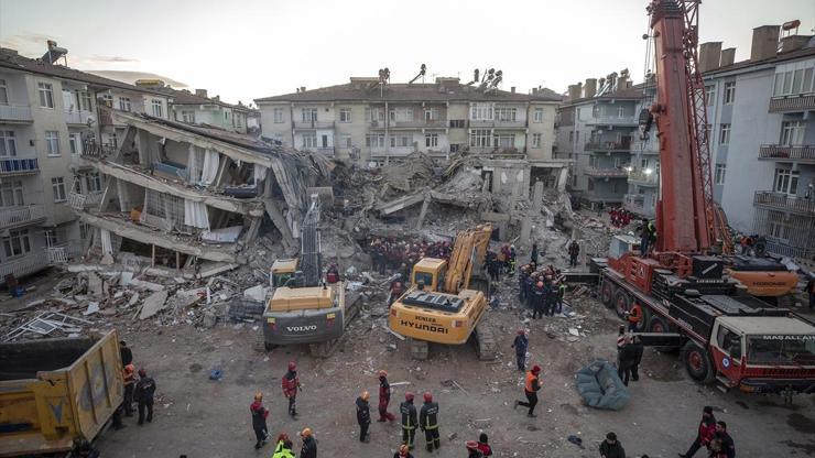 Elazığ depremi sonrası acı bilanço netleşti Elazığ depremi ölü ve yaralı sayısı