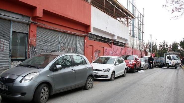 Şişlide 4 günde 39 aracın lastikleri kesildi, 3 araç kundaklandı