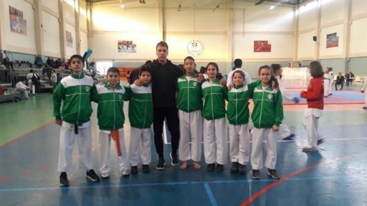 Mustafakemalpaşalı karatecilerden 7 madalya