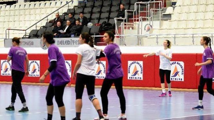 Başkan Uysal, antrenmanı izledi