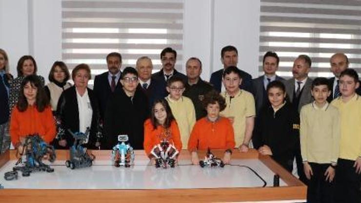 Ortaokula yazılım ve tasarım atölyesi