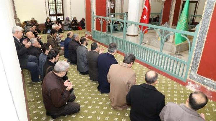 Bursa’da II. Murat Han mezarı başında anıldı