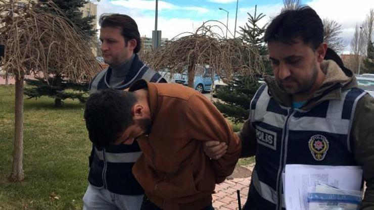 Başkomiserim yalanıyla, 24 bin lira dolandırdı