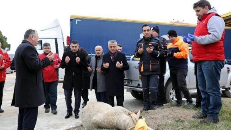 Kırklareliden, deprem bölgesine yardım