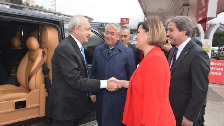 Kılıçdaroğlundan İzmitte kardeşlerine ziyaret
