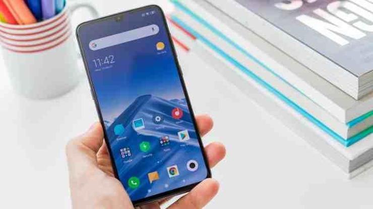 Xiaomi Mi 10 bekleyenler için bugün kötü haber geldi