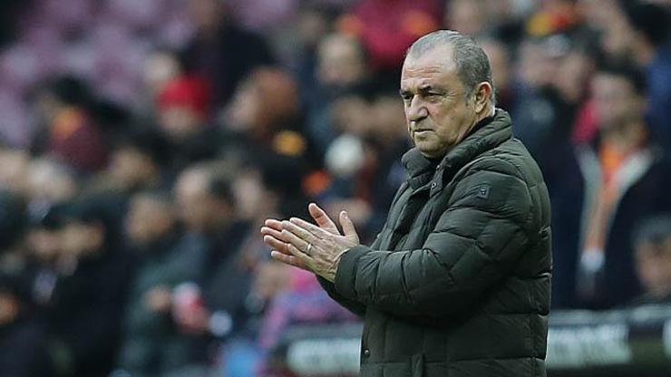 Galatasarayı çıkışa kulübedeki isimler geçirdi