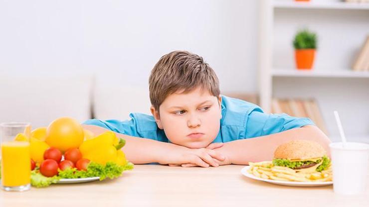 Ders çalışırken yemek yemek obezite nedeni