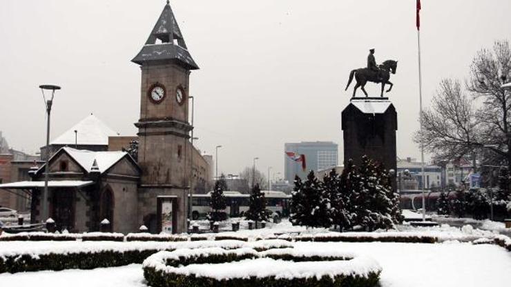 Kayseride kar yağışı etkili oldu