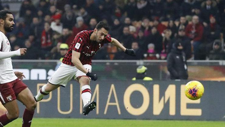 Fenerbahçe Hakan Çalhanoğlunu istiyor