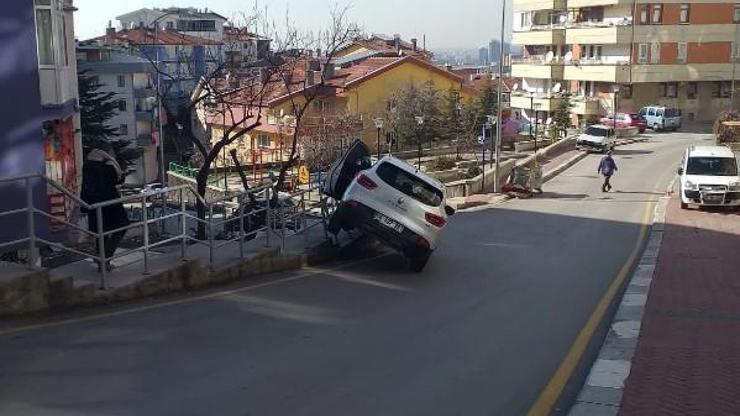 El frenini çekmeyince araçla sürüklendi